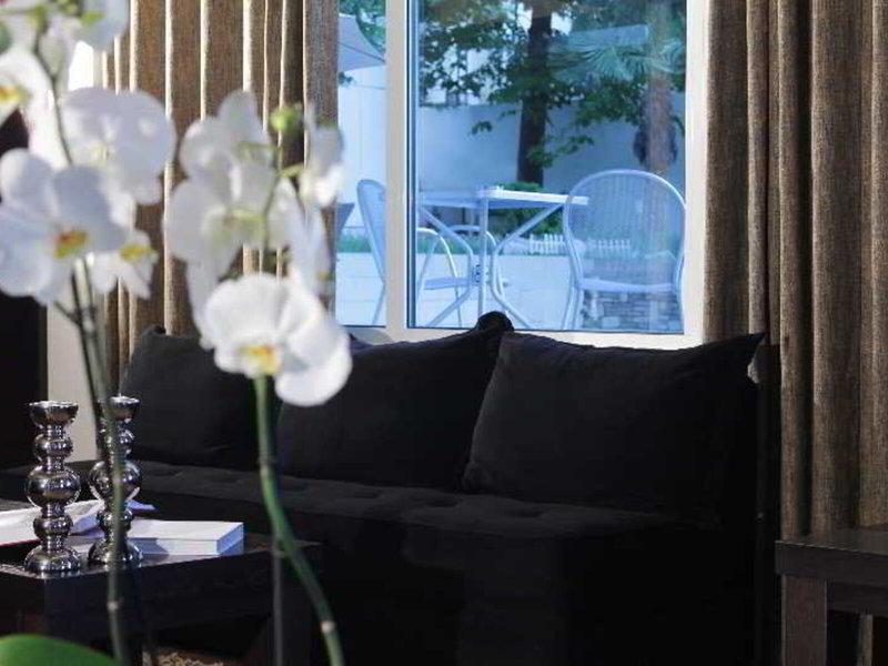 2D1C37322DF31551A5E51D2E28A3E9D1