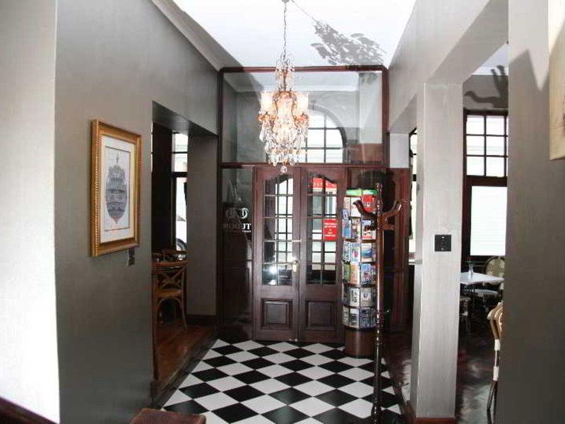 FAC035837DB4DD6C8471CFFC6A2331C5