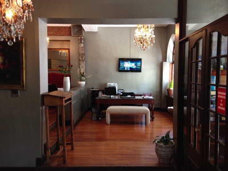 BFE41AC3A79480685C45E2B956B9D4B0