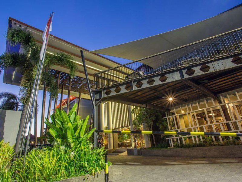 9AC39539339280AFC0198D5C2883B555