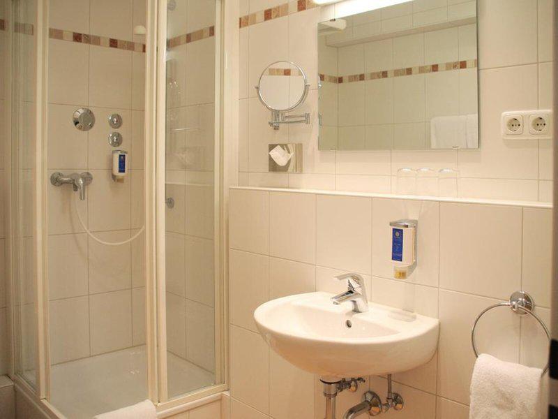 A464BCD92868B8413F2E9A7D92B20AD7