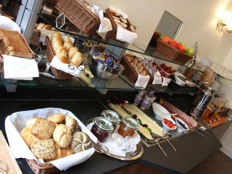 868FF1C30F322BC16C5F447C8732AA05