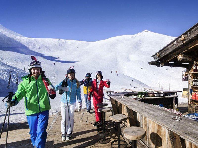 BB384432C2D49342F93AFF6120577878