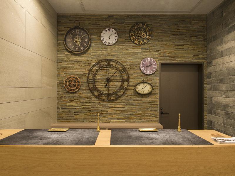 AFE2DE40C10734CEA4A49FDAD0750551