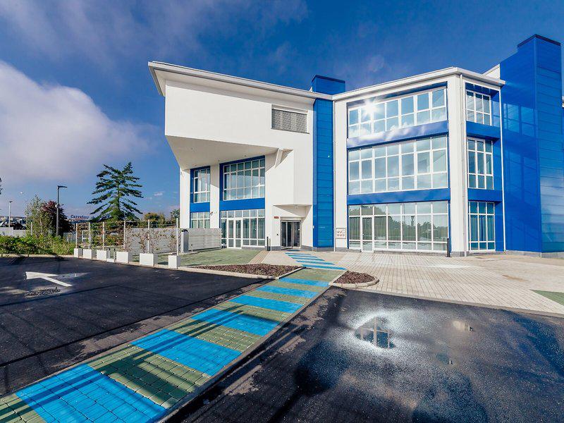 F44AD201606EC1A33079AF30B86576B0