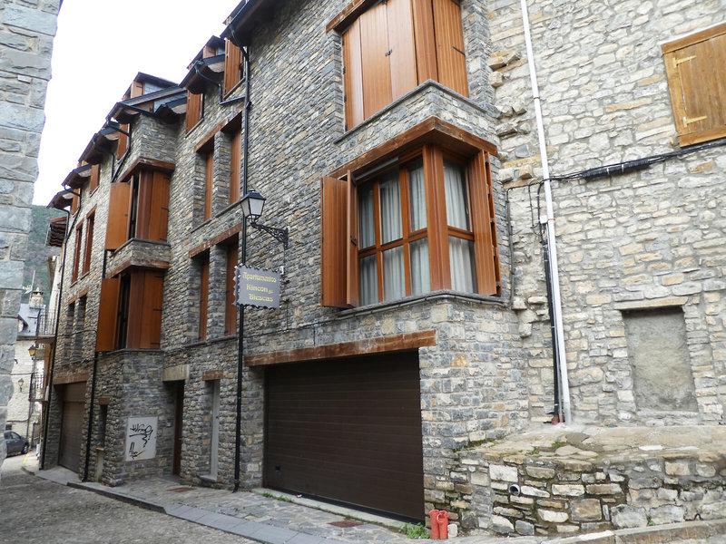 70D54B582D8EA2CEE6CC8E0E06789E19