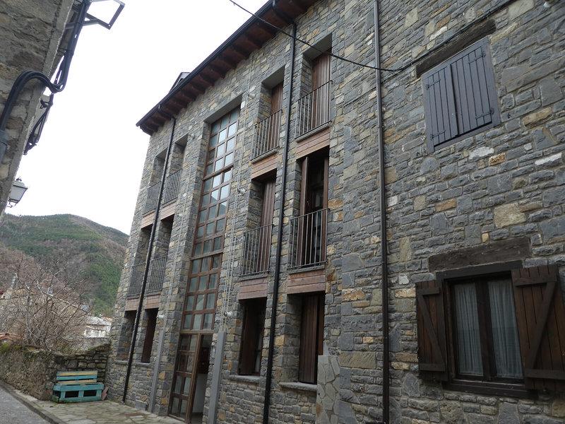 CB27510E86BA3607F7132793DAD34119