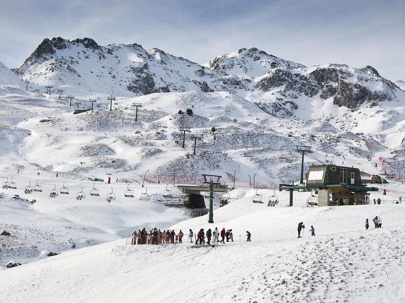 ADC51745C30DCBFCAE7BDA18F57853A9