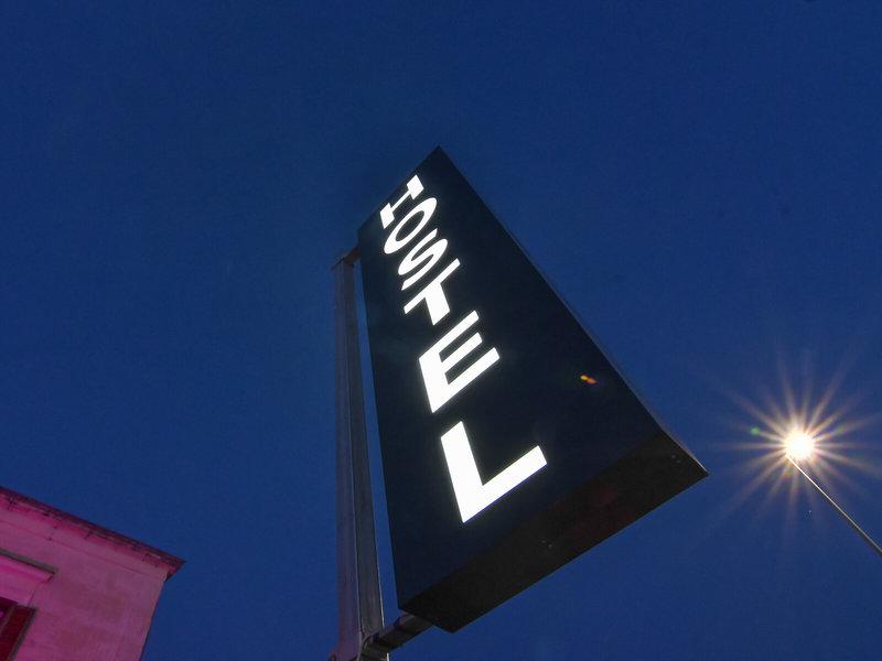 7CC3D8F6CB079B270C7F85326A6E4C40