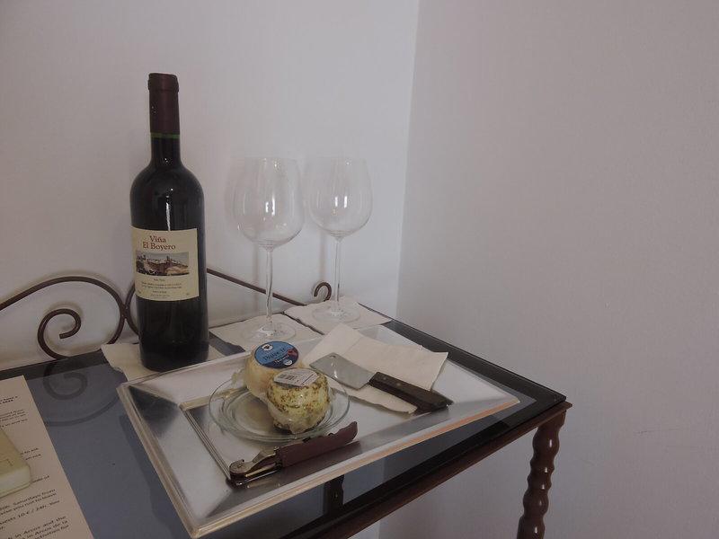 1FEDB2CC94416463BD364A98126EC6DD