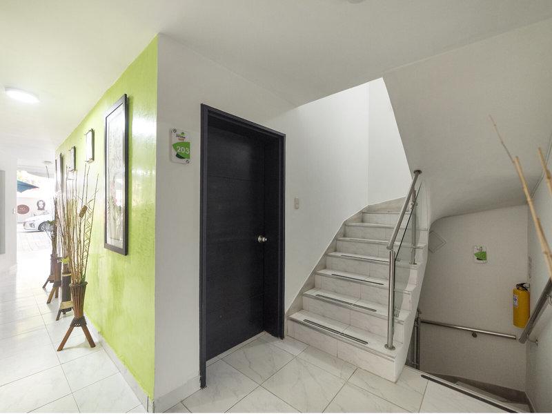 EE7017302A2A9DDB45B229D2D39BE600