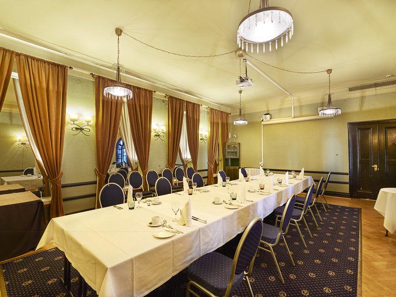 65963F65DCF668CB83C257545FEE1FA8