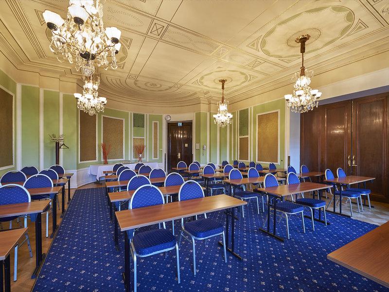 5EA26380564D0F7B0E2179246D9A17F3