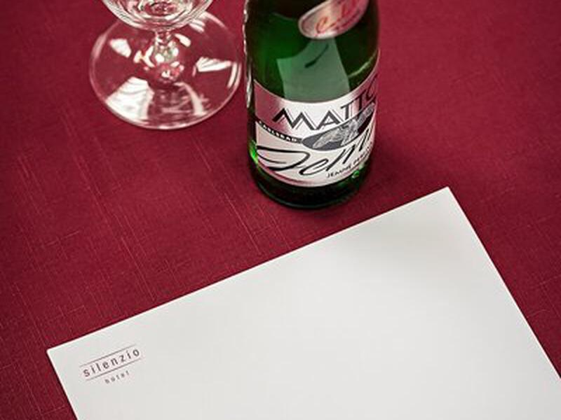 8AE6AE9E8DA84D983C50303A4EA207BE