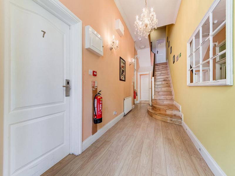 98EEB65B4D6CBB53C17C654D413B30F0