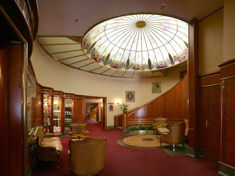 99515813B70F534FDCDEC2A068A78C8E