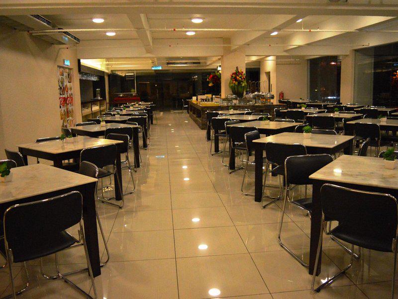 A44A4AF8B107AB5FD4B2630348754702