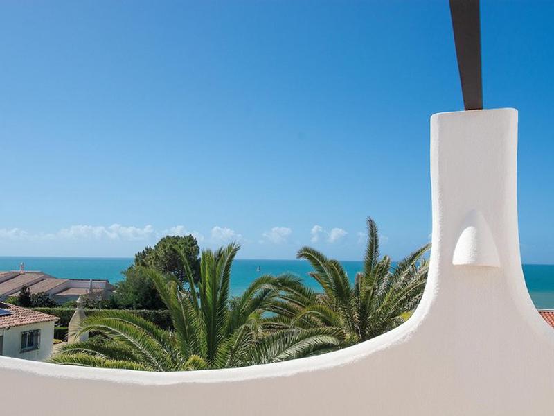 5722B844BDFC5E1690C3FB76F3B8581A