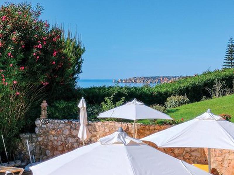 C4E50D45182F90D25BCB726CC2C8A75A