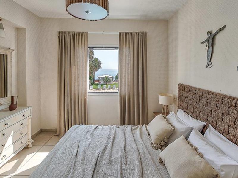 EF4BF5B05C8700475674BDFE3280A413