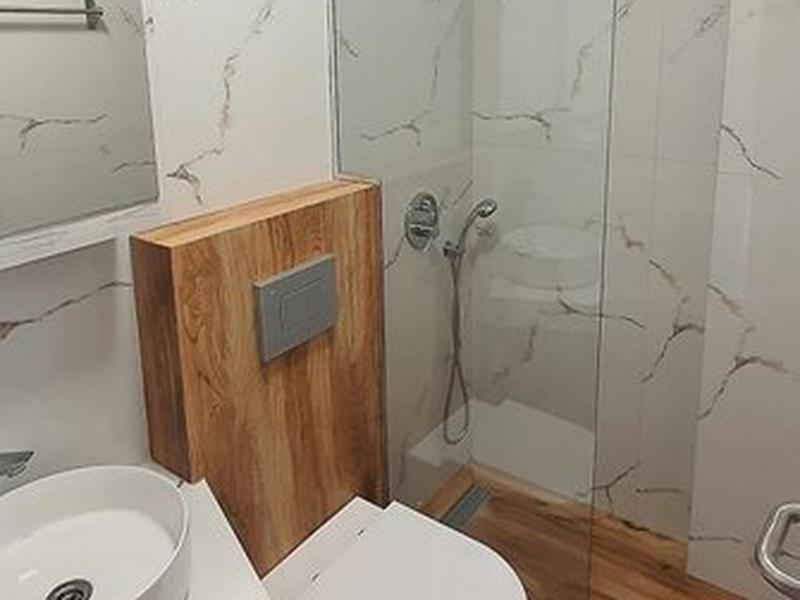 E7E86A761D683BF1E4A9D2996F544E43