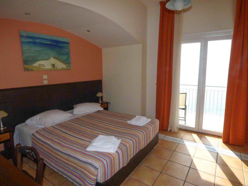 CBCFE27914A1664CBC77A73B1C096885