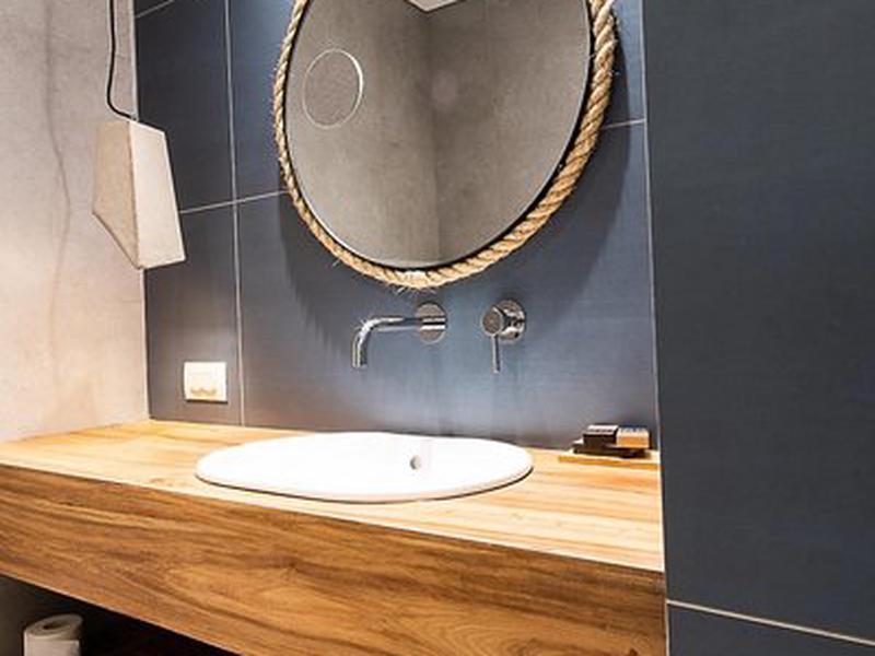 AD70C4F4D2C858CCF9A7B9667B1603EA