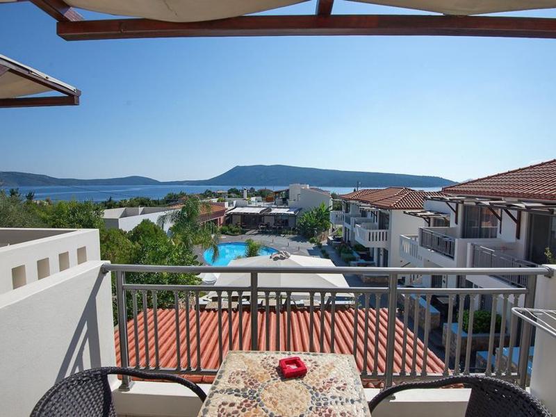 46D460EC189140947F717A388010C218