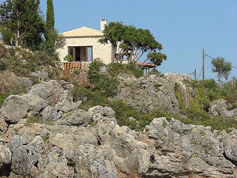 F0159A8B5C79CAEAD1549EC323F96F58