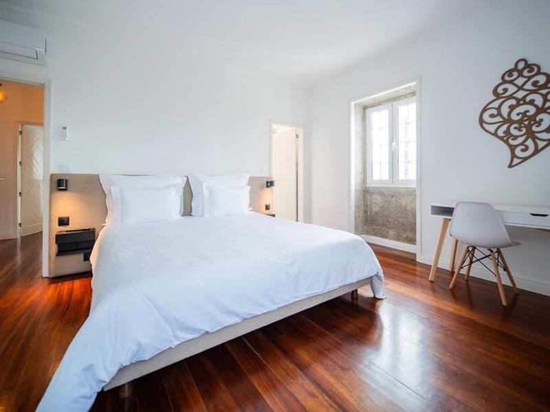 C6472E8708FB9E217D86EE21E2766A6F