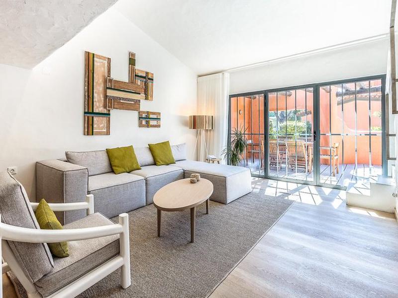 46B19EA6D498EE8E1378701EF3257C0D