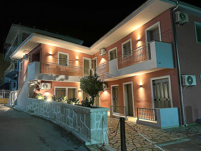 Anax Apartments