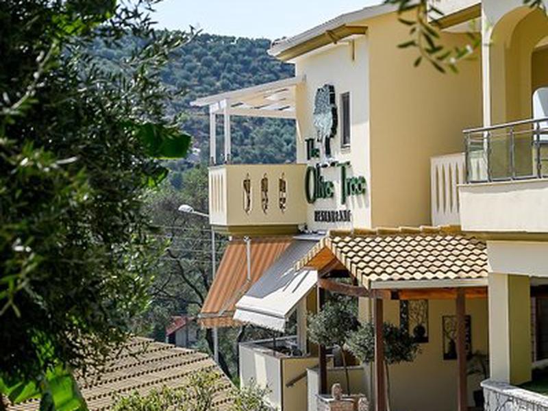 Adams Hotel Suites & Spa