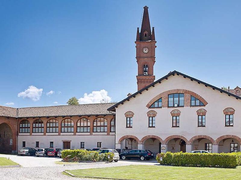 5E03B2A24596076BA3FA21758F40CA97