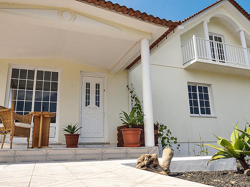 E194165F3C55F220277AA25F3D71B9A0