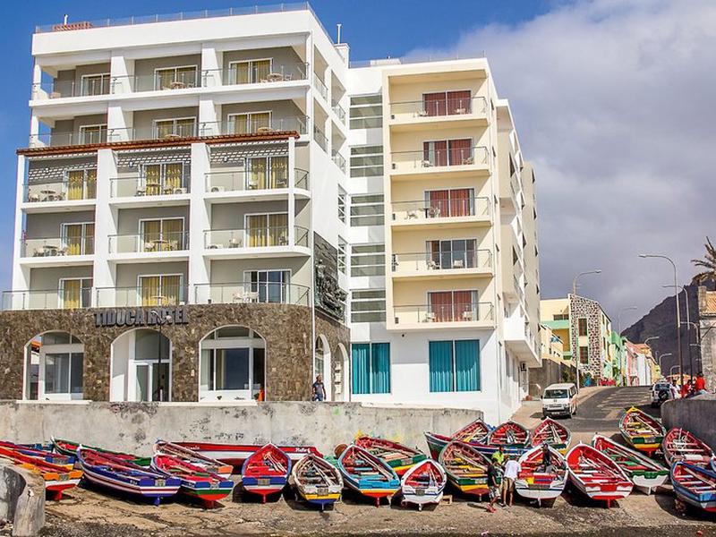 79681ABF03AA42648A79C5DCA576B7D7