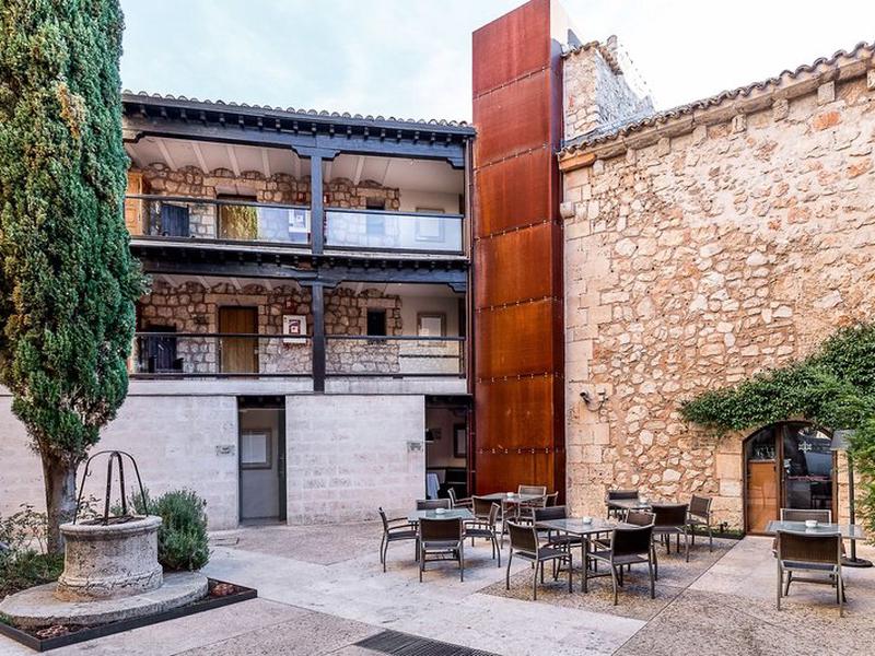 57DB11830877769BCBA44892CDFD4E04