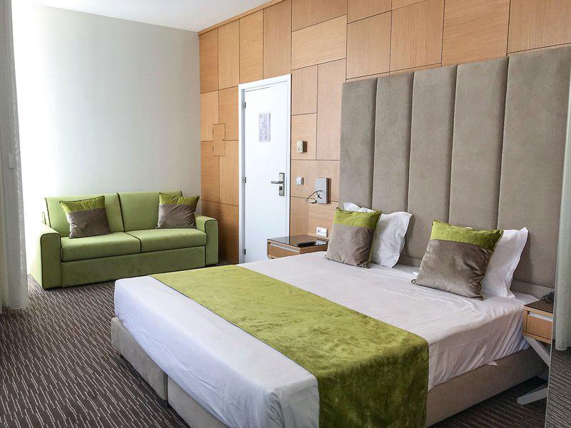 6FE338D628F66BC36F58EA904C1BB4B4