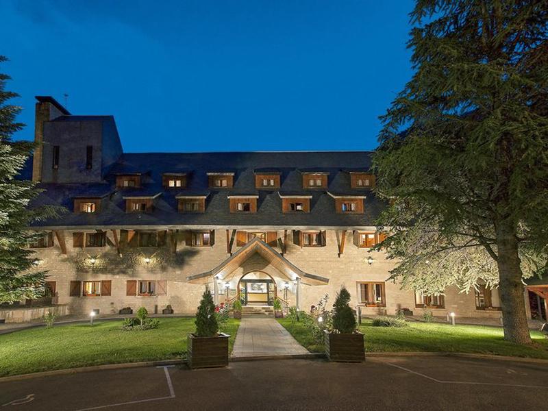 E689B68542CA1BA409D6B3A2BD0FE0B3