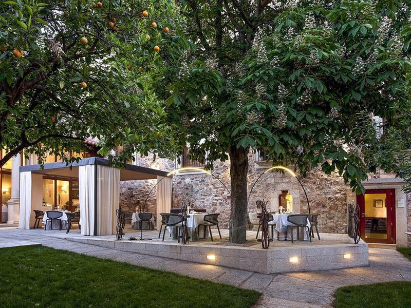 8F6F5D67A78B24646FC99F09029AA8AF