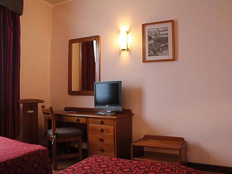 DD81009E234978377F0502B1A0DC41BF