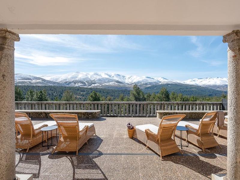 39795F022A29574676302359C34E7B77