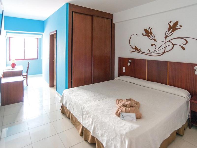 F242822ACD681E87BA26E27158A984F5