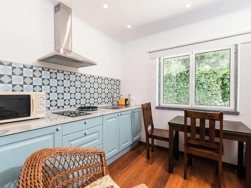 995E306832010750F66EC1871D4137C3