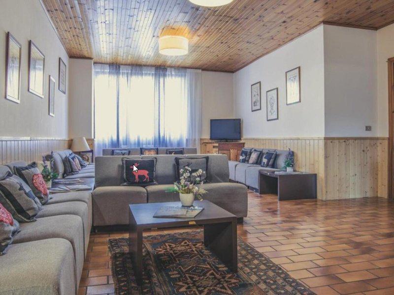 0B6E30733254A7DED2CF742316F41B33