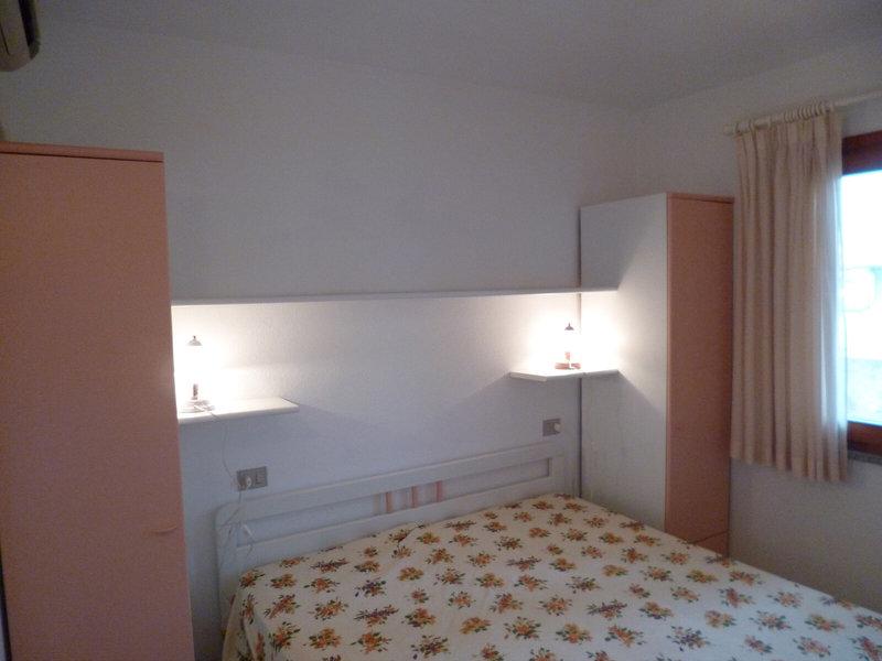 4FF3200823452C69A9F7F9F99F4DEBEC