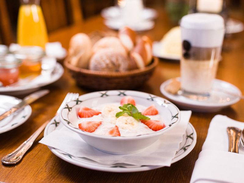 332CBBD6FC90193D31A45002A1344E65