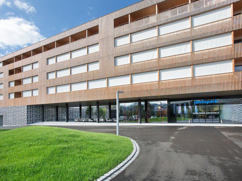 DE0C9362DB3A7AD1FB7616BD3946840F