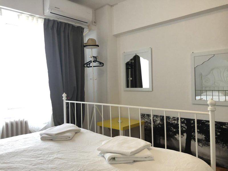 262533E24C0153EAA9D5ECBC3B9FF0F4