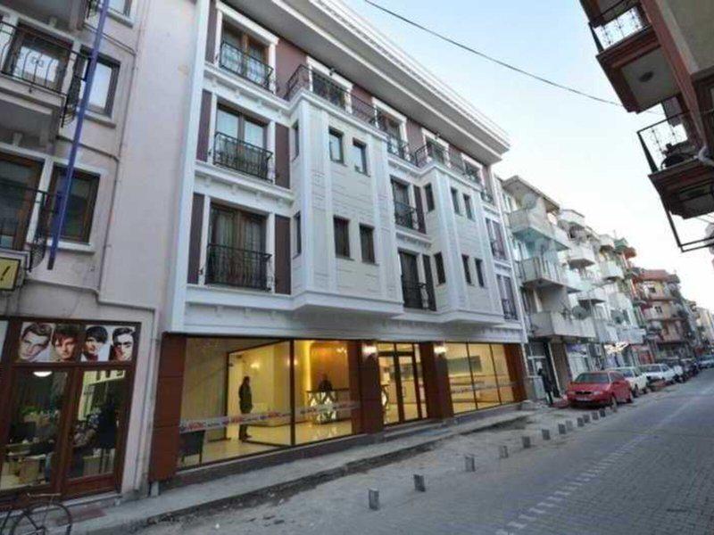 87D1664F7A4D1E40BC6474D0C9E79FFE